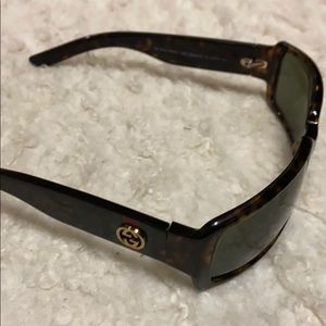 Gucci sunglasses